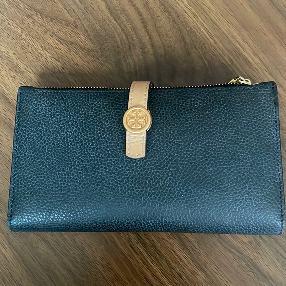 Tory Burch Wallet